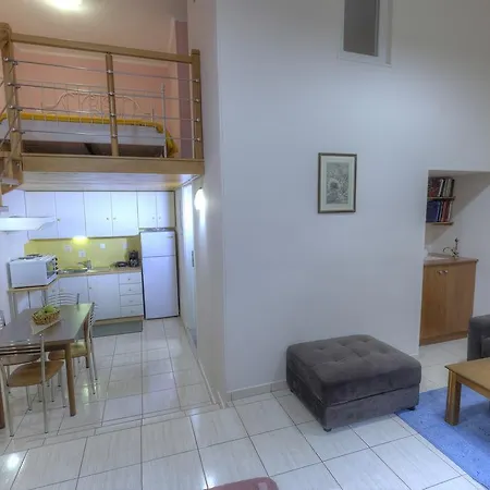 Apartment Zinni Koukaki Athens
